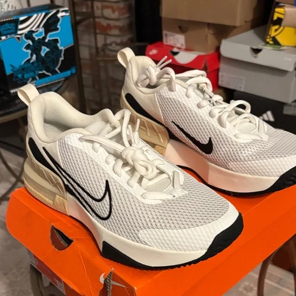 Nike Air Max Alpha Trainer 6 Sail Coconut FQ1833-100 Men’s 9 / Women’s 10.5 - Picture 7 of 8